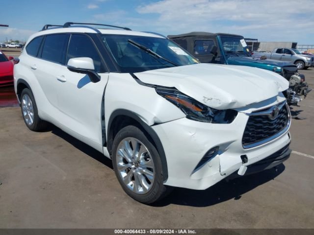 2022 Toyota Highlander v6