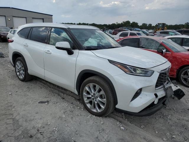 2022 Toyota Highlander v6