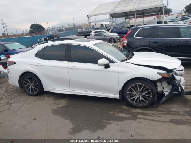 2022 TOYOTA CAMRY